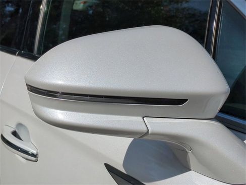 Used 2019 Lincoln Nautilus Reserve w/ Cargo Utility Package image 12