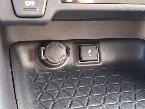 Certified 2020 Toyota RAV4 LE image 24