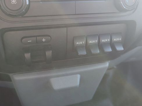 Used 2016 Ford F250 XL w/ Power Equipment Group RWD image 17