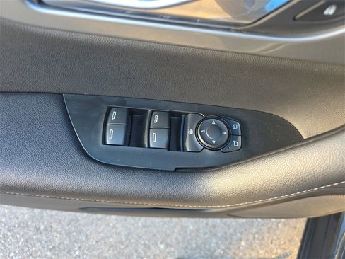 Certified 2020 Chevrolet Blazer LT image 27