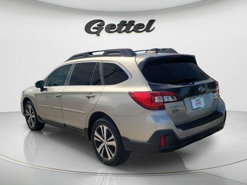 Used 2018 Subaru Outback 3.6R Limited AWD/4WD image 7
