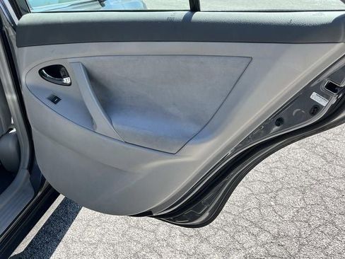 Used 2011 Toyota Camry LE w/ LE Extra-Value Pkg FWD image 18