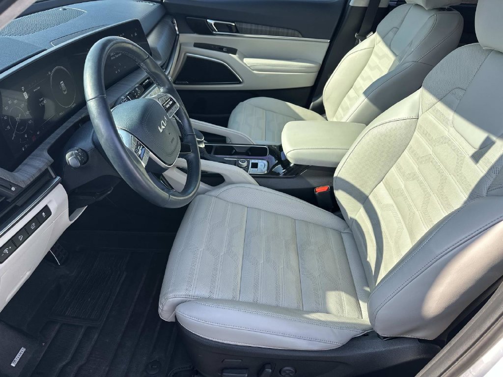 Used 2024 Kia Telluride SX Prestige w/ Towing Package AWD/4WD image 20