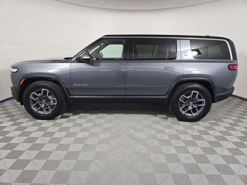 Used 2024 Rivian R1S Adventure image 2