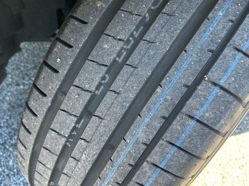 Certified 2025 Mercedes-Benz GLS 63 AMG 4MATIC image 17