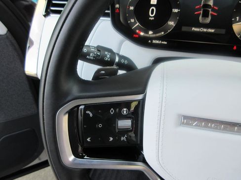 Used 2024 Land Rover Range Rover Sport SE image 49