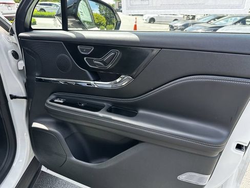 Certified 2024 Lincoln Corsair AWD w/ Equipment Group 101A image 37