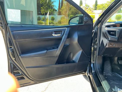 Used 2014 Toyota Corolla S w/ Driver Convenience Package FWD image 10