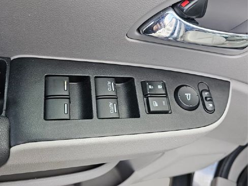 Used 2014 Honda Odyssey EX-L image 28