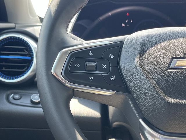 Used 2024 Chevrolet Trax LT w/ Driver Confidence Package FWD image 28