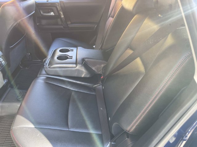 Used 2021 Toyota 4Runner Venture w/ Moonroof Package AWD/4WD image 15