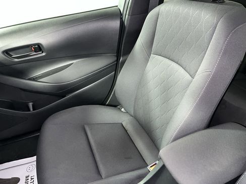 Used 2023 Toyota Corolla LE image 25