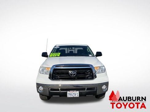 Used 2012 Toyota Tundra 4x4 Double Cab w/ SR5 Pkg image 2