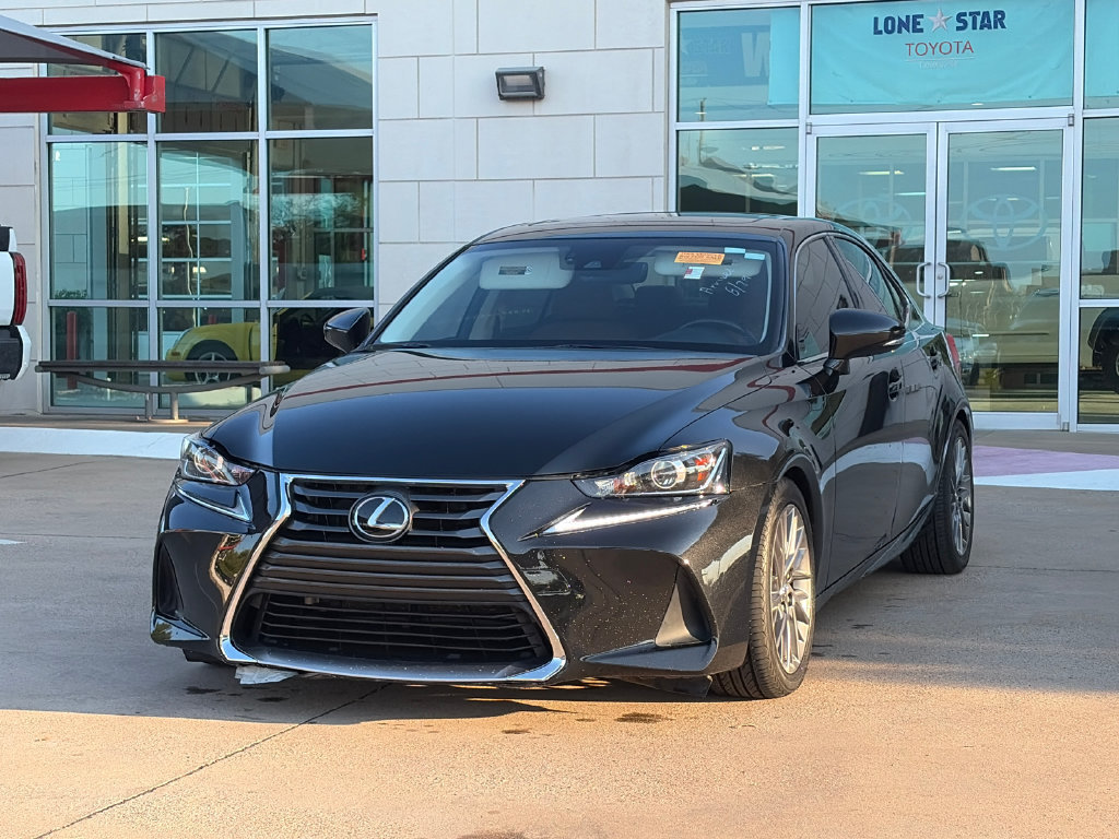 Used 2019 Lexus IS 300 AWD image 4