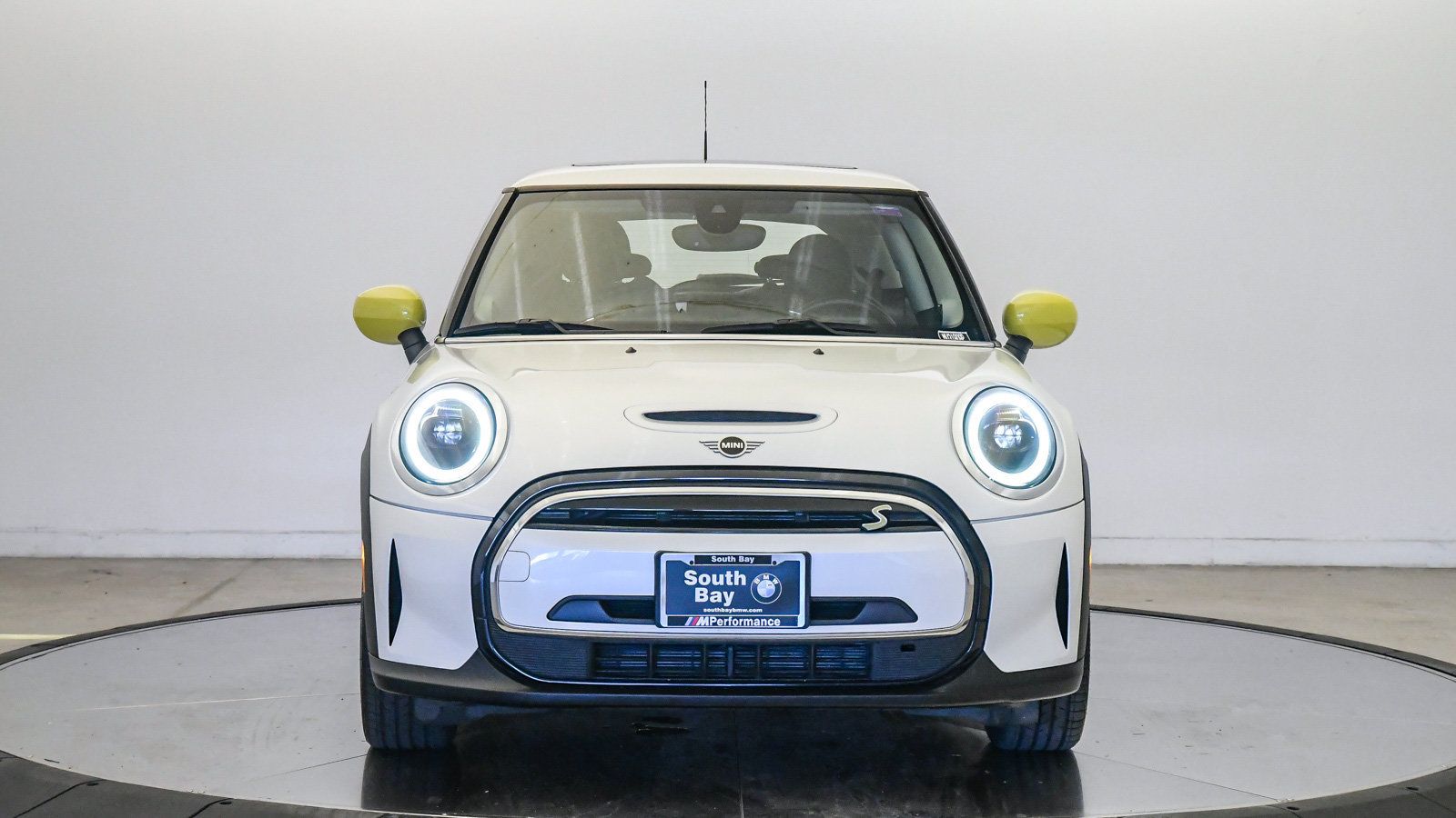 Used 2024 MINI Cooper SE FWD image 7