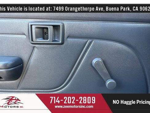 Used 1995 Toyota Pickup DX RWD image 30
