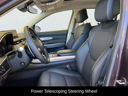 Used 2023 Genesis GV70 2.5T w/ Select Package image 11