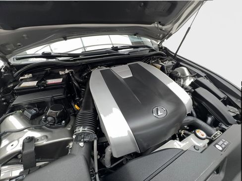 Used 2022 Lexus IS 350 F Sport RWD image 19