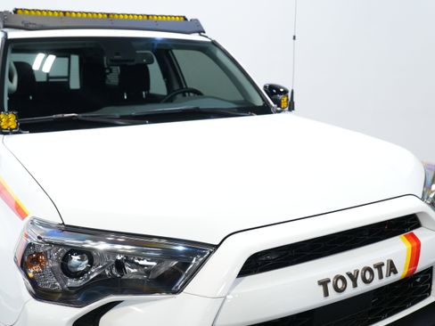 Used 2023 Toyota 4Runner 40th Anniversary SE image 12