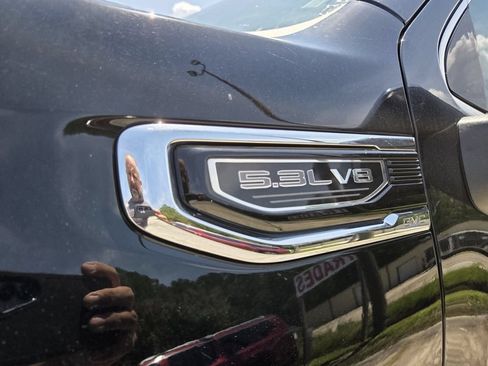 Used 2026 GMC Sierra 1500 SLT AWD/4WD image 4