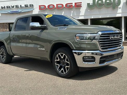 Used 2026 RAM 1500 Laramie AWD/4WD image 1