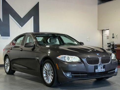 Used 2012 BMW 535i xDrive Sedan AWD/4WD image 2