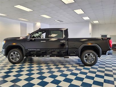 New 2025 GMC Sierra 2500 SLT