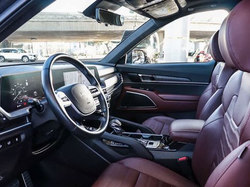 Used 2023 Kia Telluride SX Prestige image 18