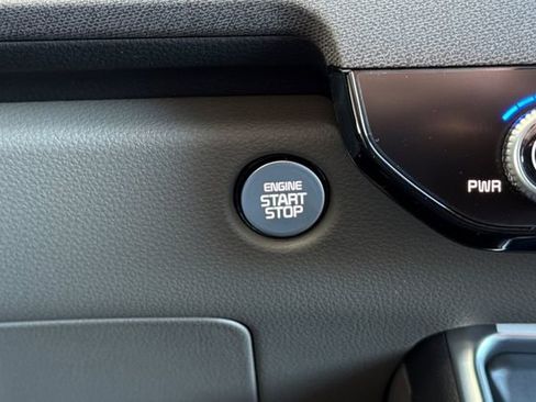 New 2026 Kia Carnival EX image 28