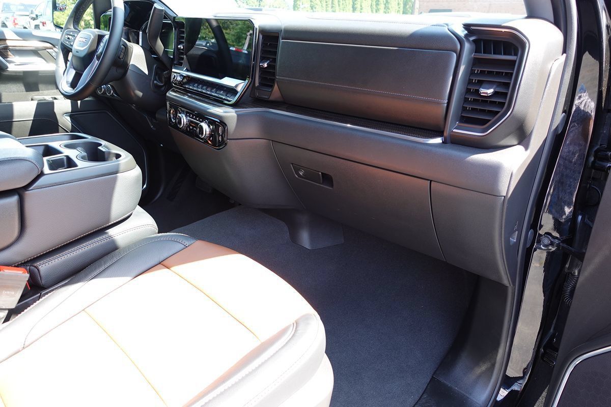 Used 2024 GMC Sierra 1500 Elevation AWD/4WD image 41