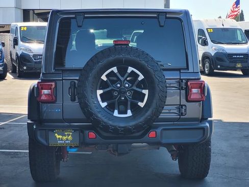 Certified 2025 Jeep Wrangler Unlimited Rubicon 4xe w/ Convenience Group AWD/4WD image 5