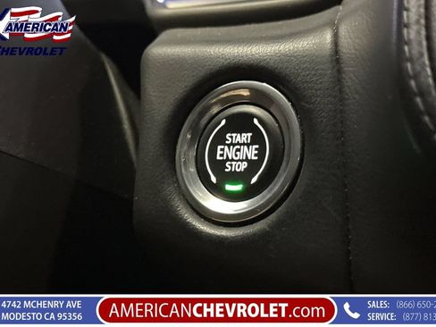 Used 2023 Chevrolet Suburban LT AWD/4WD image 31