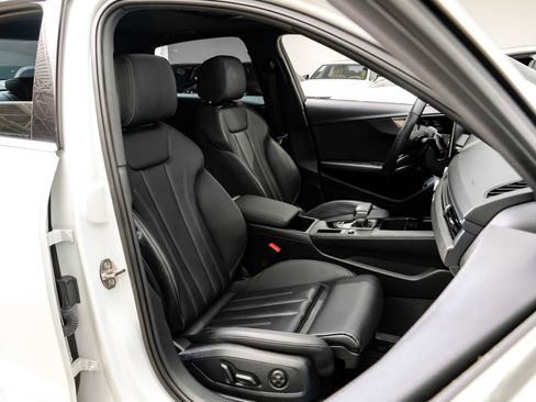 Used 2023 Audi A4 2.0T Premium w/ Convenience Package image 38