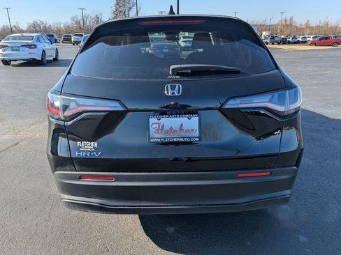 New 2026 Honda HR-V LX image 8