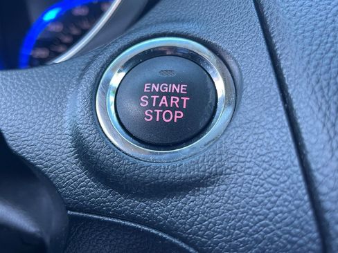 Used 2018 Subaru Outback 2.5i Limited image 18