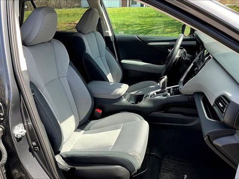 Used 2025 Subaru Outback Premium w/ Popular Package #1A AWD/4WD image 27