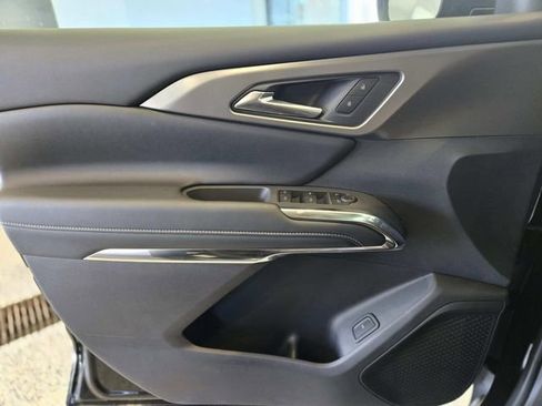 New 2026 Chevrolet Traverse LT w/ Midnight/Sport Edition image 25