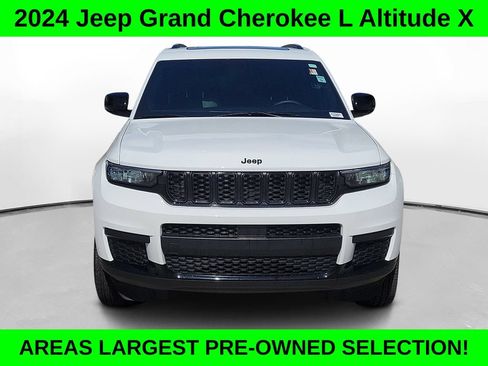 Used 2024 Jeep Grand Cherokee L Altitude RWD image 2
