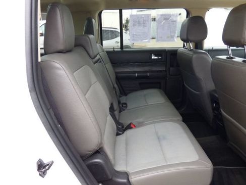 Used 2018 Ford Flex SEL w/ Equipment Group 202A FWD image 18