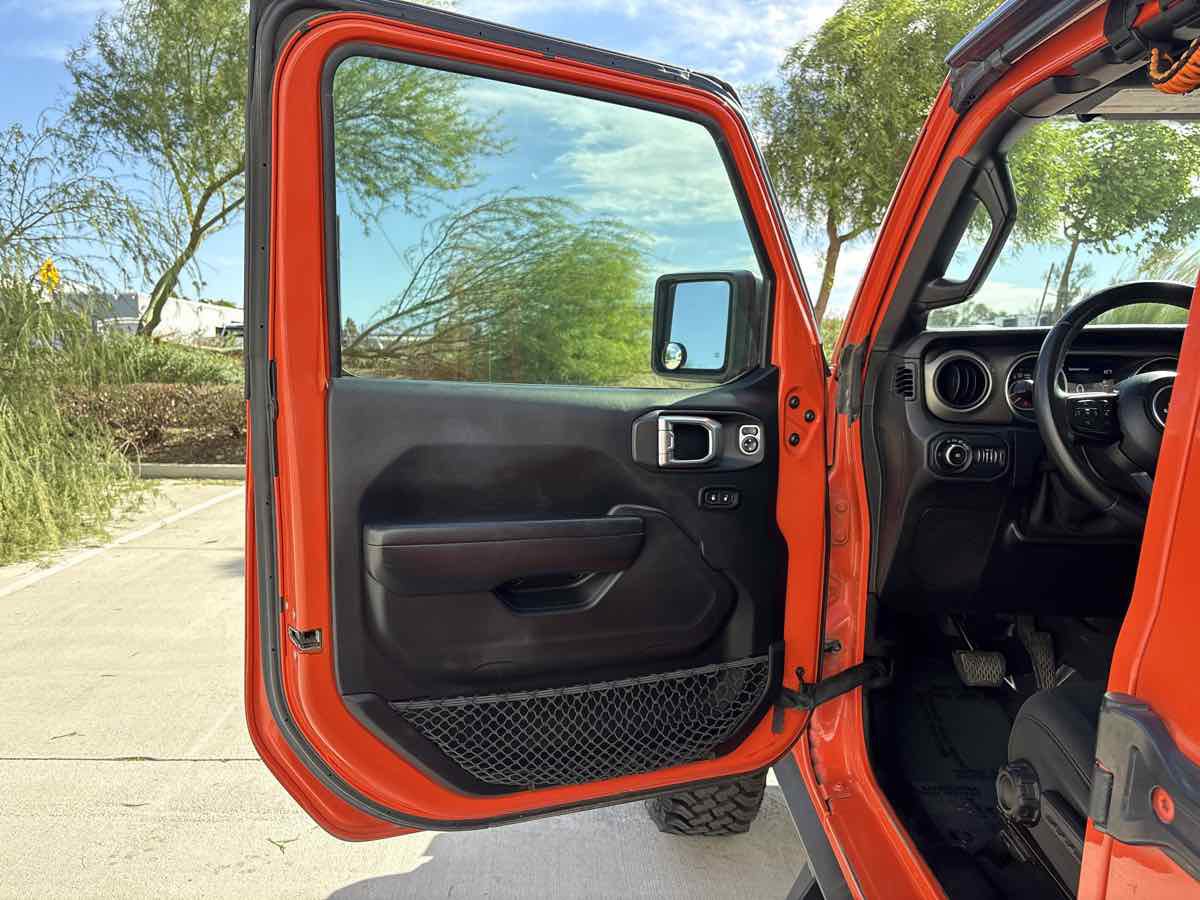 Used 2018 Jeep Wrangler Unlimited Sport S AWD/4WD image 18