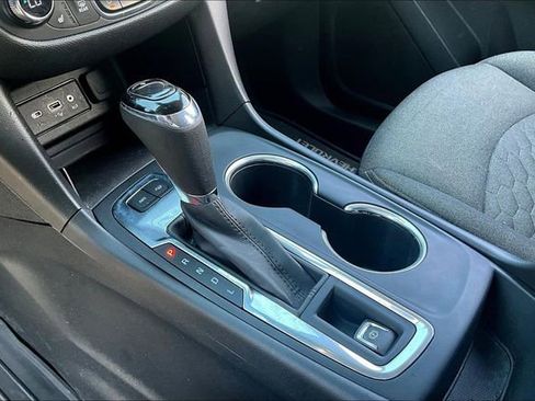 Used 2020 Chevrolet Equinox LT AWD/4WD image 18