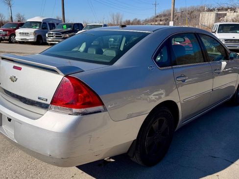 Used 2008 Chevrolet Impala LT w/ Luxury Edition Package image 6