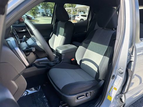 Used 2021 Toyota Tacoma TRD Sport RWD image 35