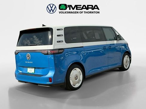 New 2025 Volkswagen ID. Buzz 1st Edition image 5