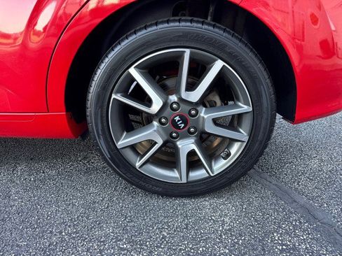 Used 2020 Kia Soul GT-Line Turbo FWD image 11
