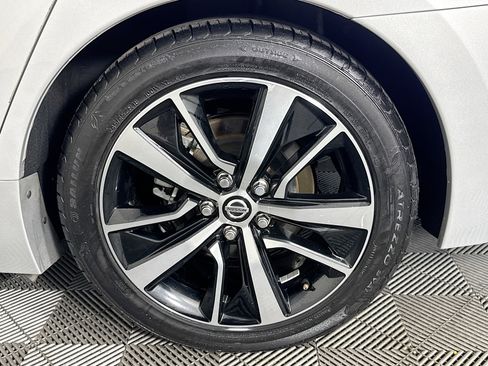 Used 2021 Nissan Maxima 3.5 SV w/ Floor Mat Group image 56