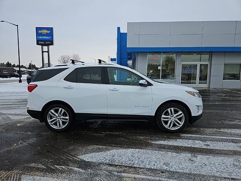 Used 2020 Chevrolet Equinox Premier AWD/4WD image 2
