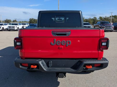 Used 2020 Jeep Gladiator Mojave image 6