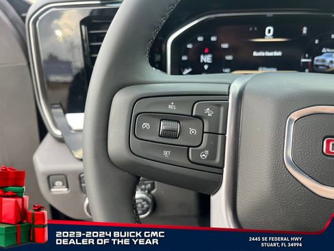 New 2025 GMC Sierra 1500 Elevation image 16