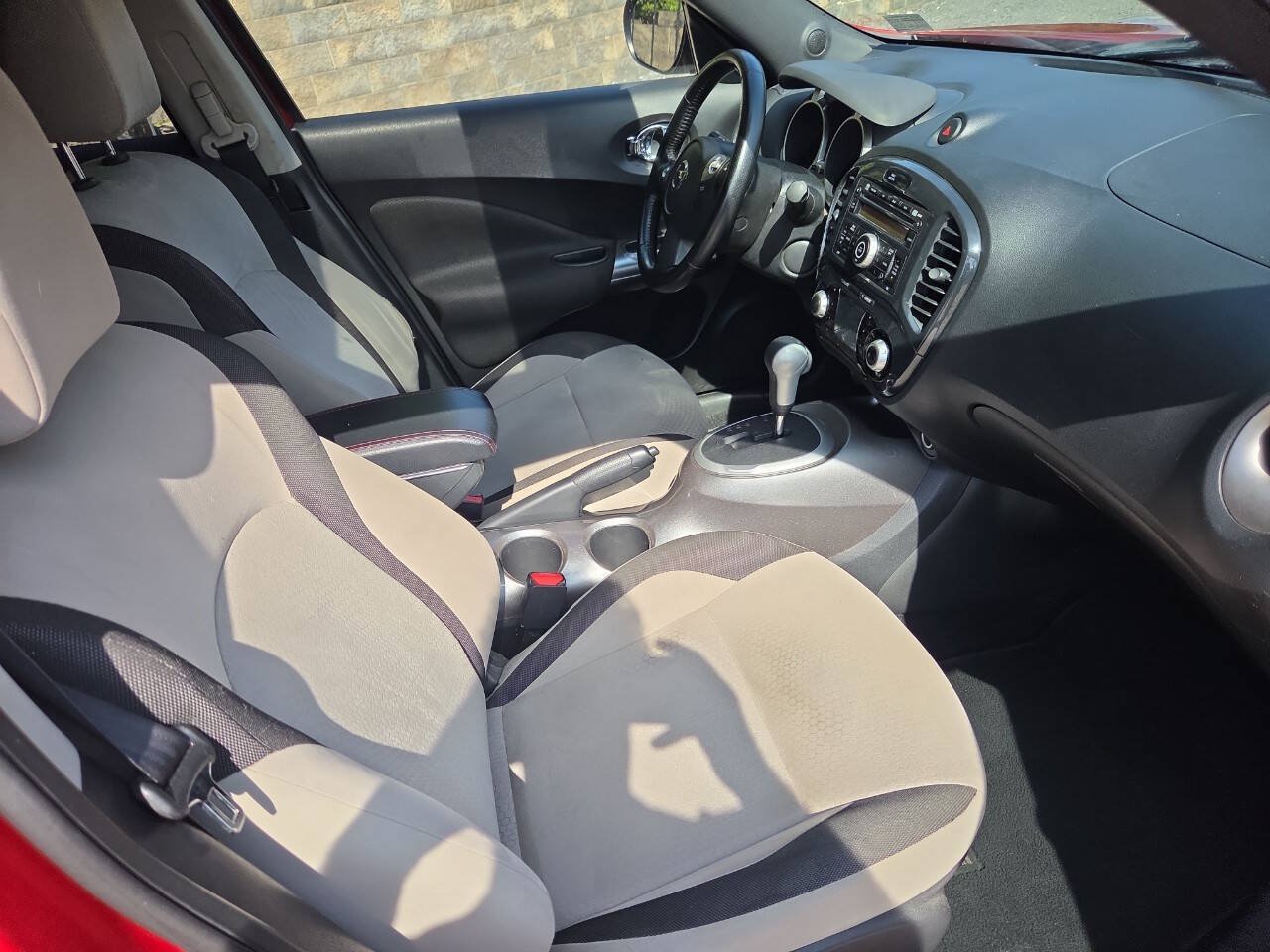 Used 2014 Nissan Juke SV AWD/4WD image 28